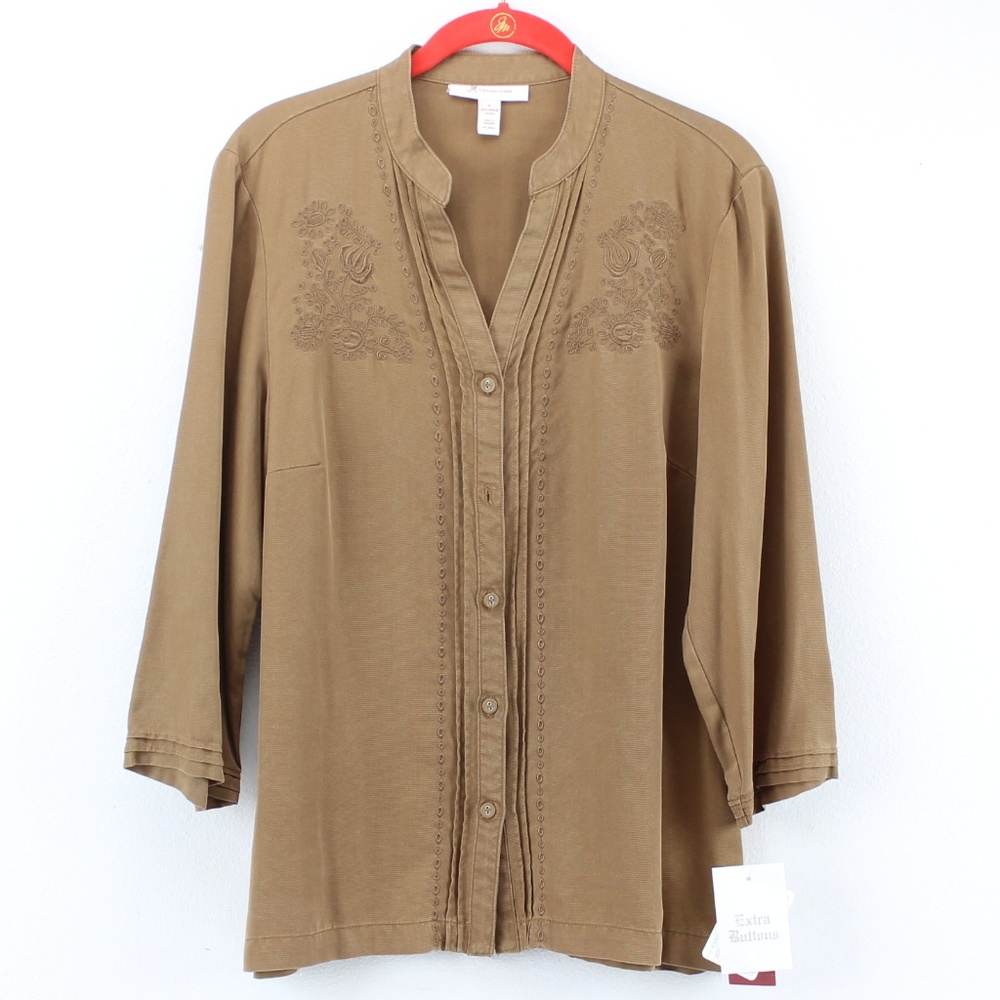 JM Collection 3/4 Sleeve Embroidered Boho Top